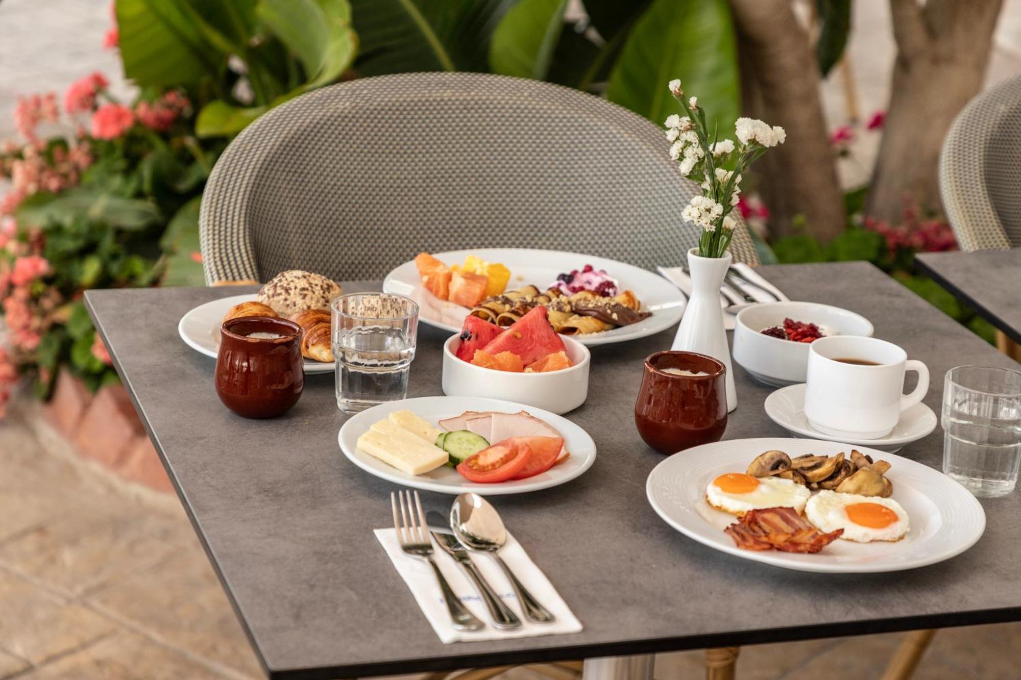 Louis Paphos Breeze Hotel Klorakas Luaran gambar